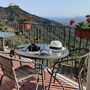 Guest house “sa Scala” Bed&terrace, Baunei